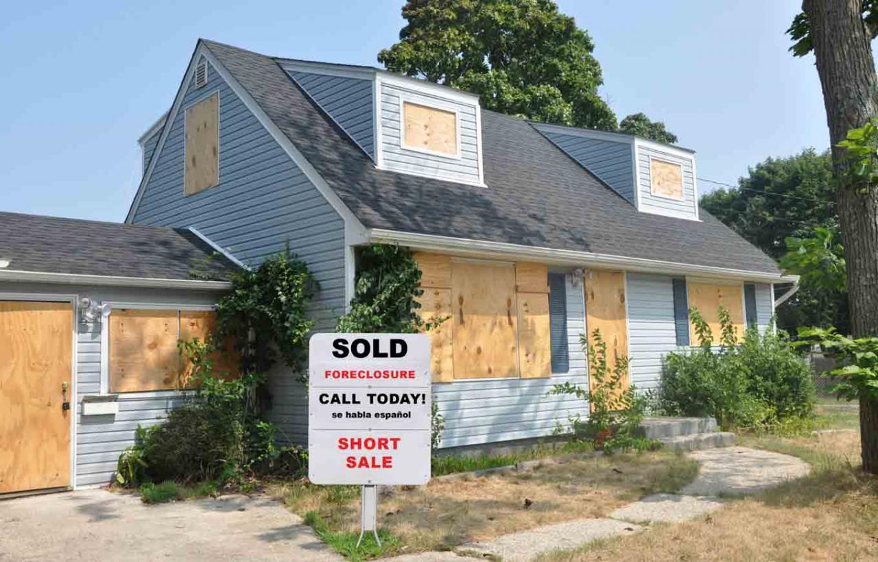 Foreclosed Homes: A Guide To Buying Property At Auction